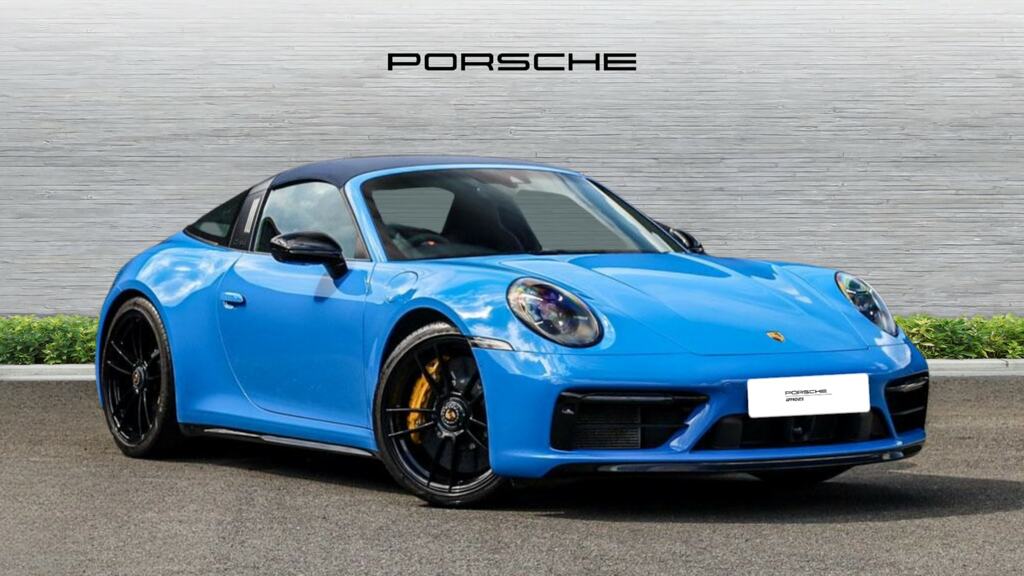 Porsche 911 Gts Pdk Blue