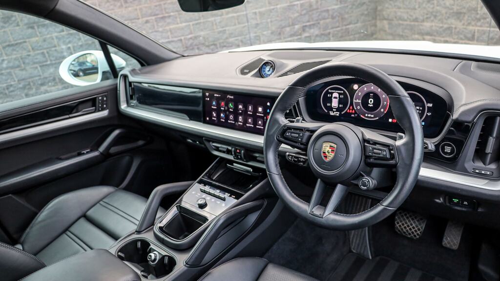 Porsche Cayenne Tiptronic S White #5