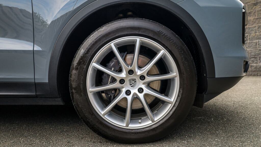 Porsche Cayenne Tiptronic S Grey #4