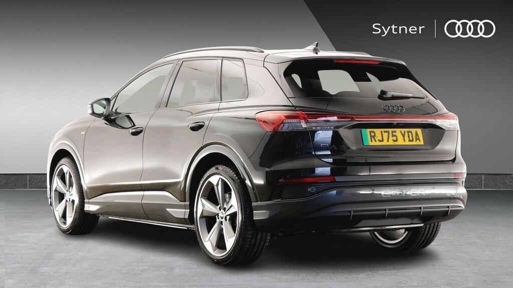 Audi Q4 E Tron 150Kw 40 63Kwh Black Edition Tech Pack RJ75YDA Black #3
