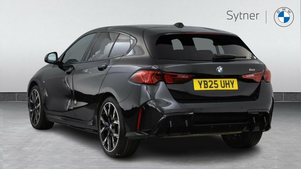 BMW 1 Series 120 M Sport Step YB25UHY Black #2