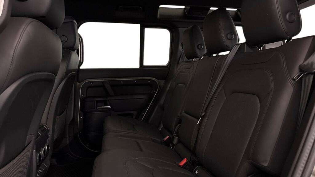 Land Rover Defender 110 3.0 D350 X-dynamic Hse 110 7 Seat EK25GWG Green #4