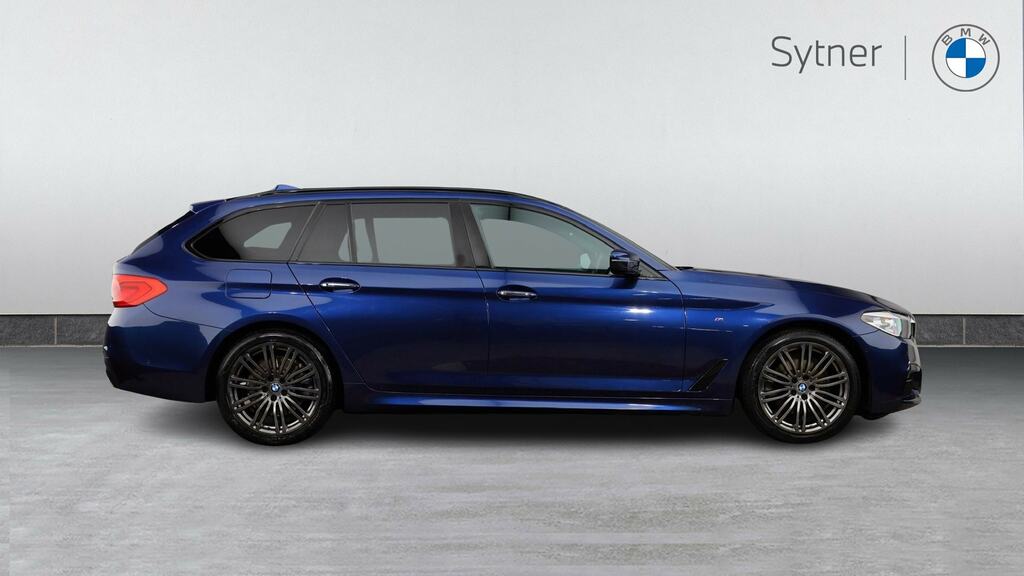 BMW 5 Series 520D Xdrive M Sport NJ68XPT Blue #3