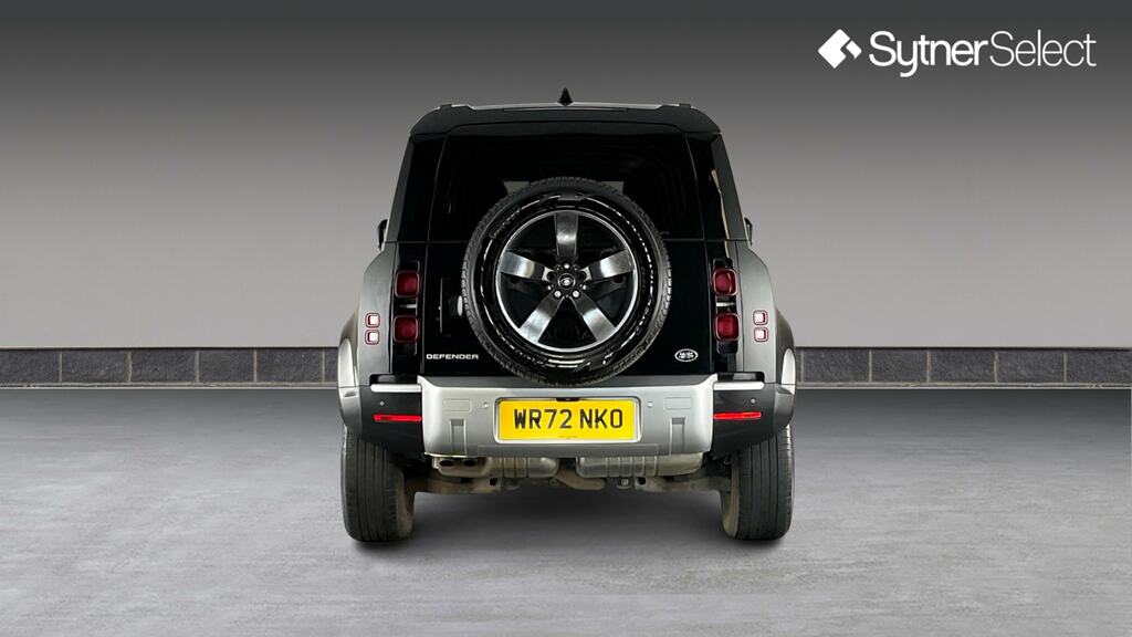 Land Rover Defender 110 3.0 D300 Hse 110 7 Seat WR72NKO Black #5