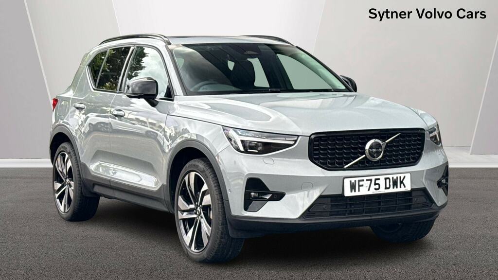 Volvo XC40 2.0 B3p Ultra Dark Grey
