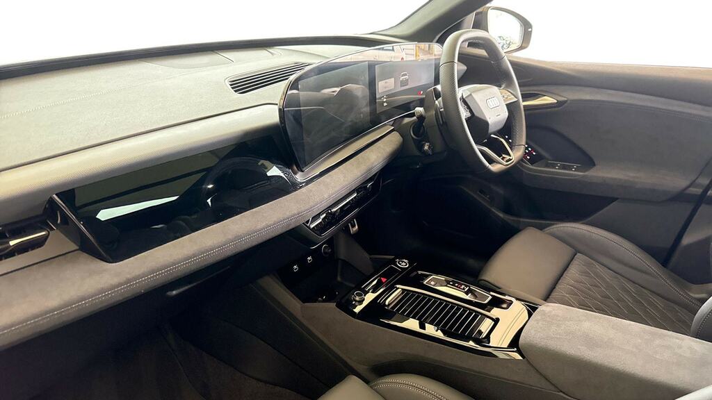 Audi Q6 E-Tron 315Kw Quattro 100Kwh Black Edition YF26VDA Grey #2
