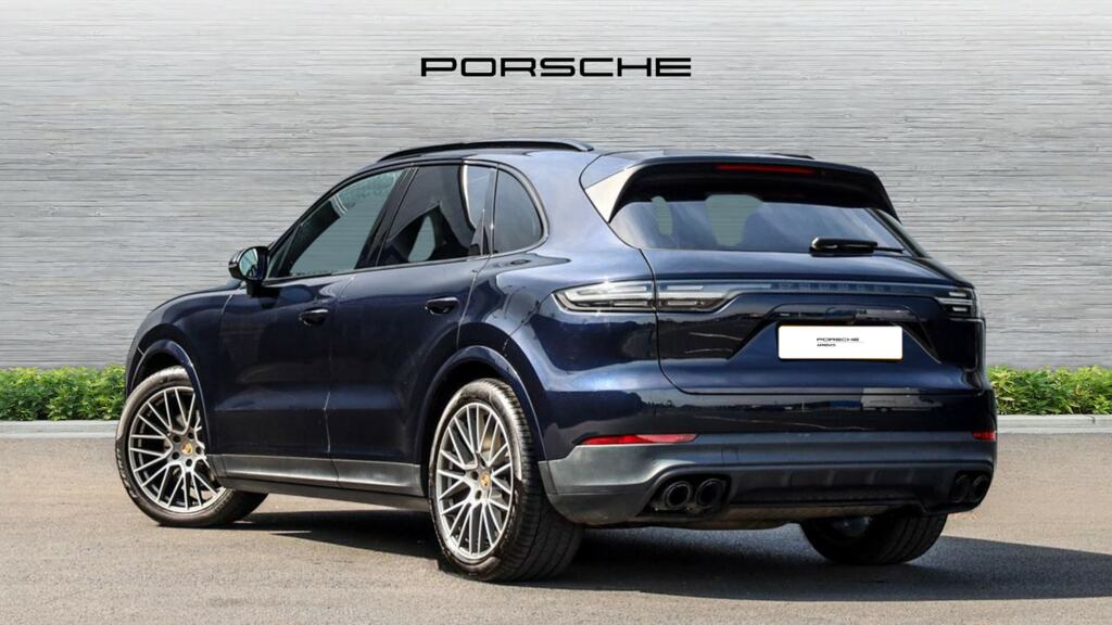 Porsche Cayenne Platinum Edition Tiptronic S FG22TYB Blue #2