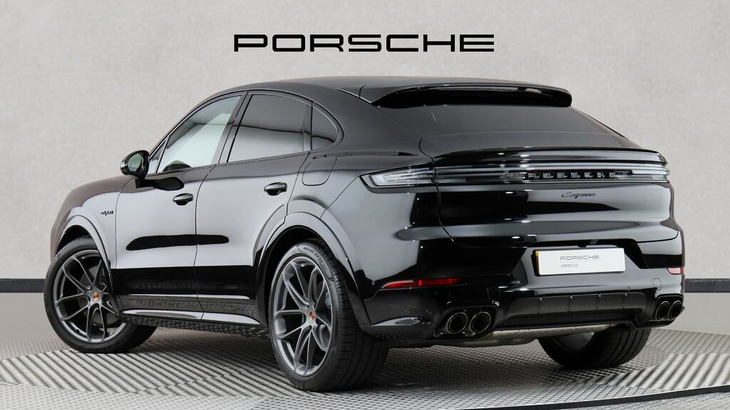 Porsche Cayenne E-hybrid Black Edition Tiptronic S Black #4