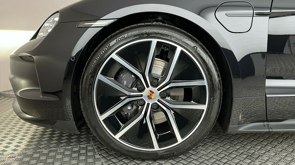 Porsche Taycan 320Kw 105Kwh Black Edition Rwd 5 Seat VX26MOU Black #6
