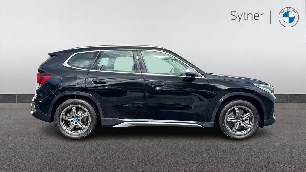 BMW iX1 230Kw Xdrive30 Xline 65Kwh MT24EHP Black #3