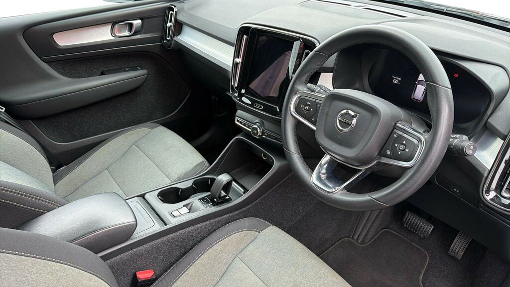 Volvo XC40 2.0 B3p Core WG72XLD Black #5