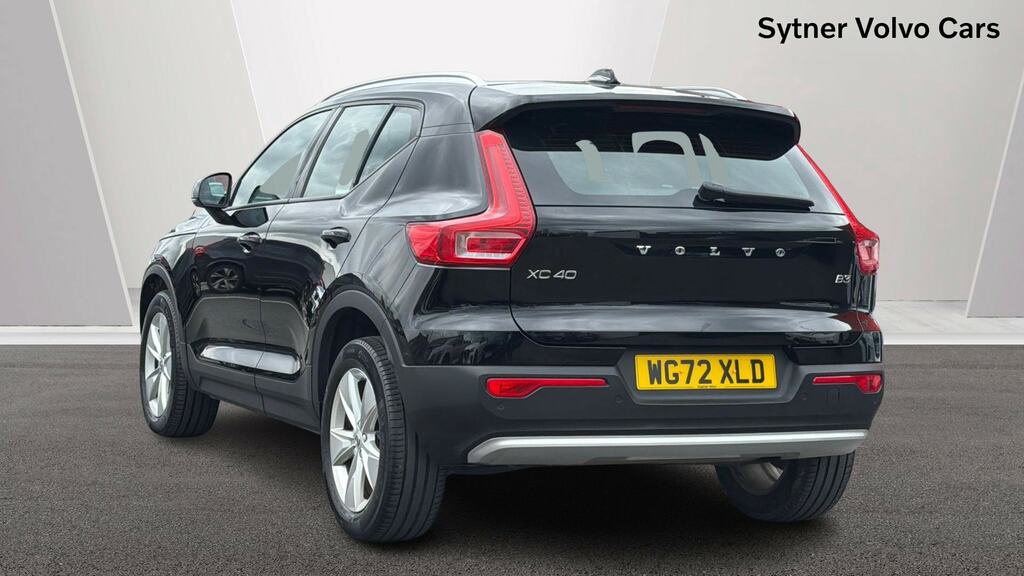 Volvo XC40 2.0 B3p Core WG72XLD Black #2