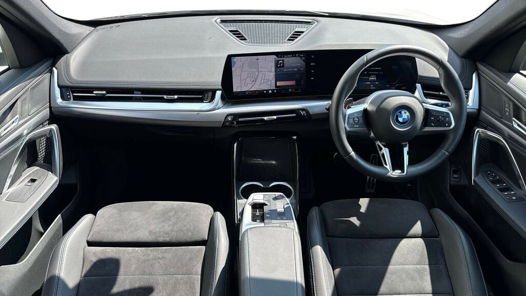 BMW iX1 230Kw Xdrive30 M Sport 65Kwh CA25KLP White #4