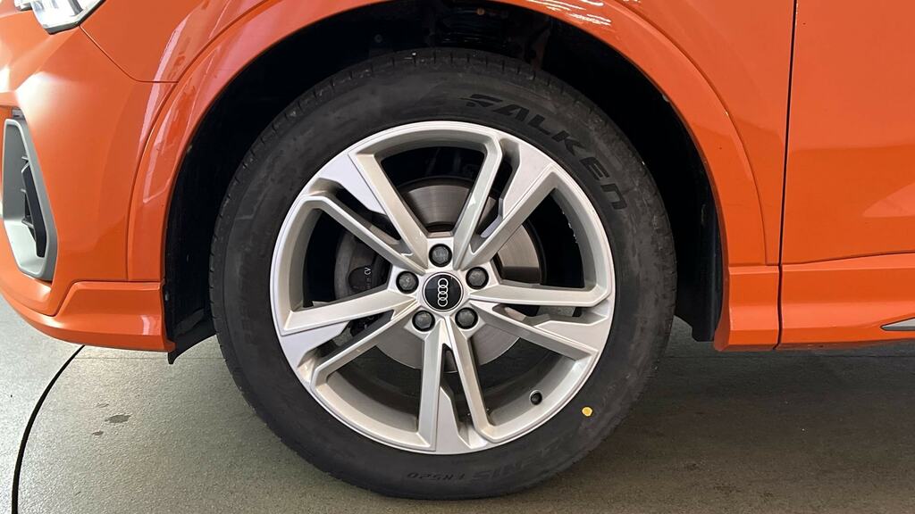 Audi Q3 35 Tfsi S Line S Tronic FD23BRV Orange #5