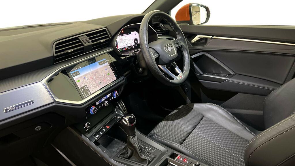 Audi Q3 35 Tfsi S Line S Tronic FD23BRV Orange #2