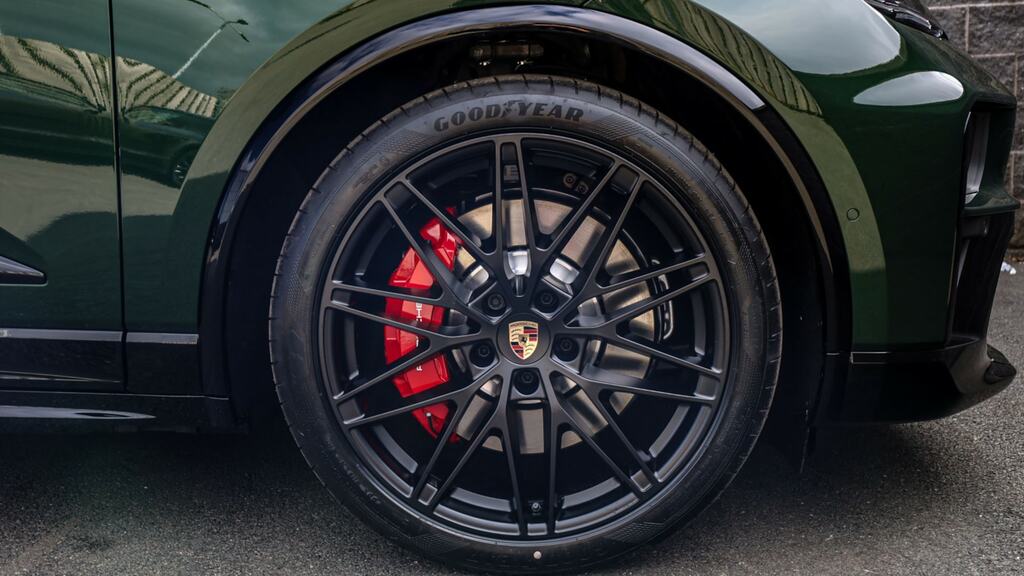Porsche Macan 420Kw Gts 100Kwh FG26MXM Green #6