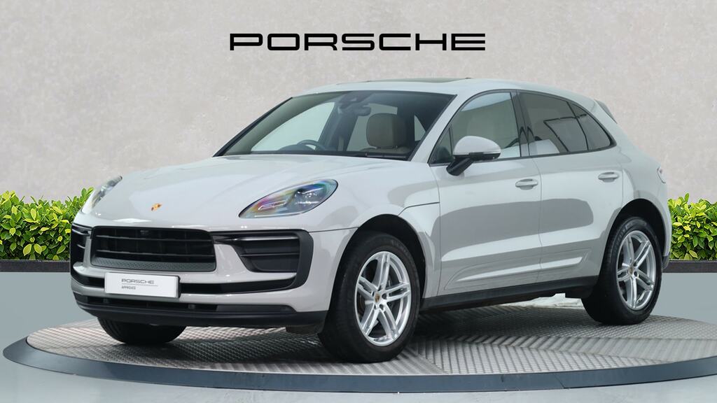 Porsche Macan 5dr Pdk GY23KMO White #3