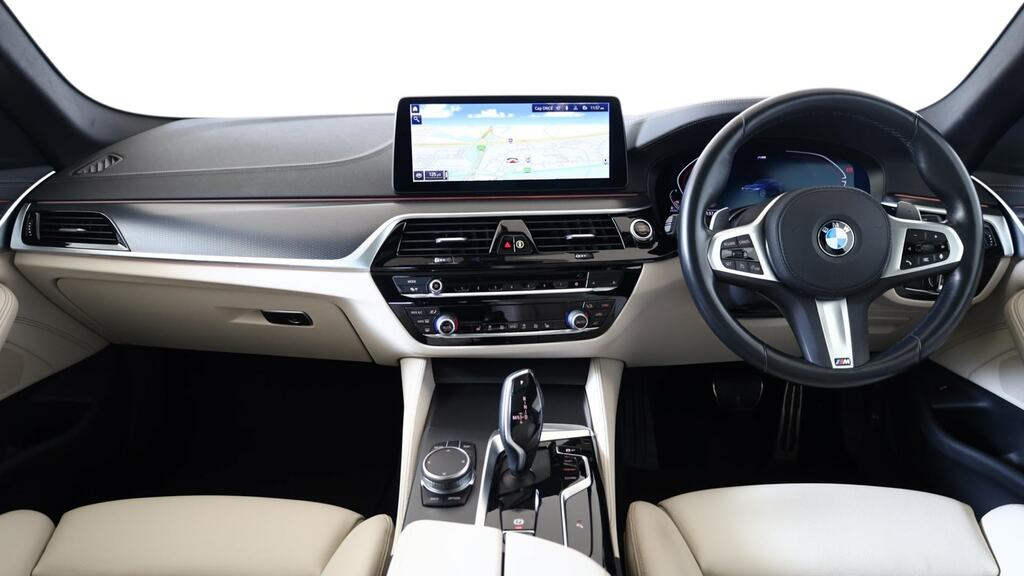 BMW 5 Series 530D Xdrive Mht M Sport Blue #4