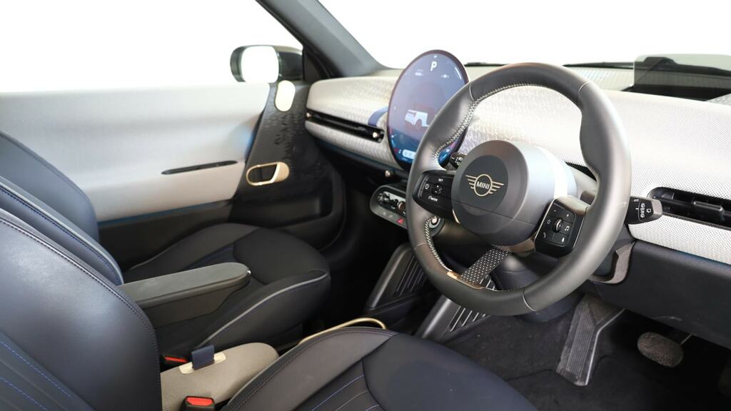 Mini Hatch 135Kw E Exclusive 41Kwh FM74RPU White #6