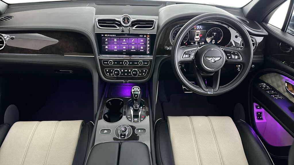 Bentley Bentayga 4.0 V8 Mulliner Driving Spec Tour Spec LJ71WMD Black #6