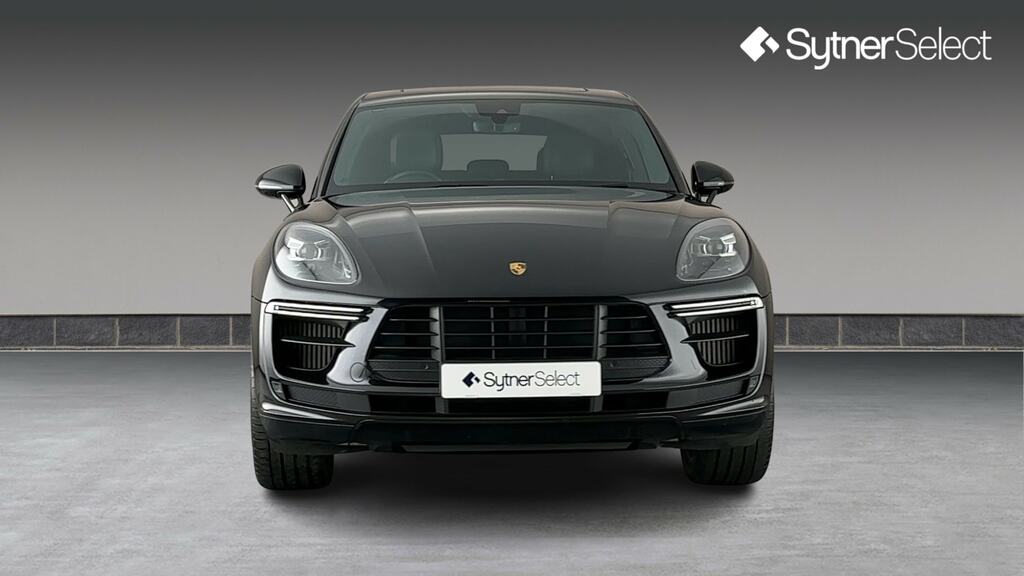 Porsche Macan Turbo Pdk Black #4