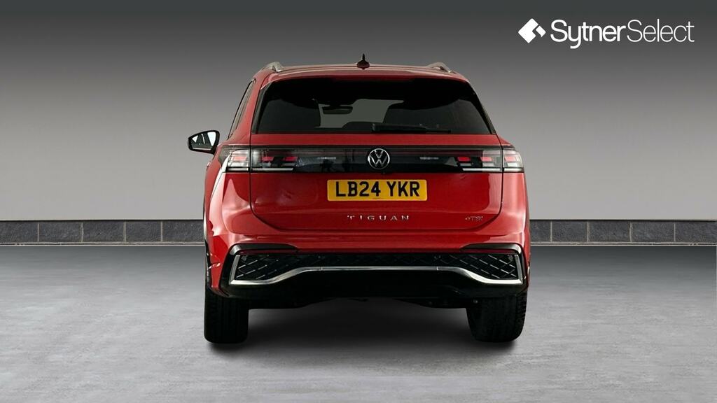 Volkswagen Tiguan 1.5 Etsi 150 R-line Launch Edition Dsg LB24YKR Red #5