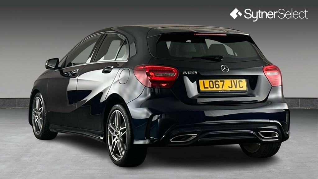 Mercedes-Benz A Class A160 Amg Line Blue #2