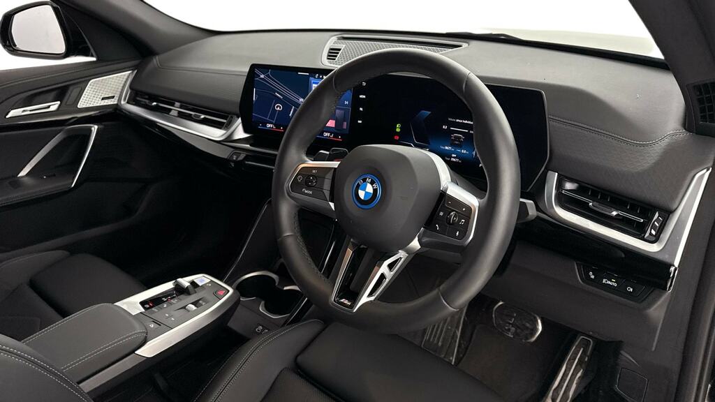 BMW iX2 230Kw Xdrive30 M Sport 65Kwh Techpro YL25EYP Black #6