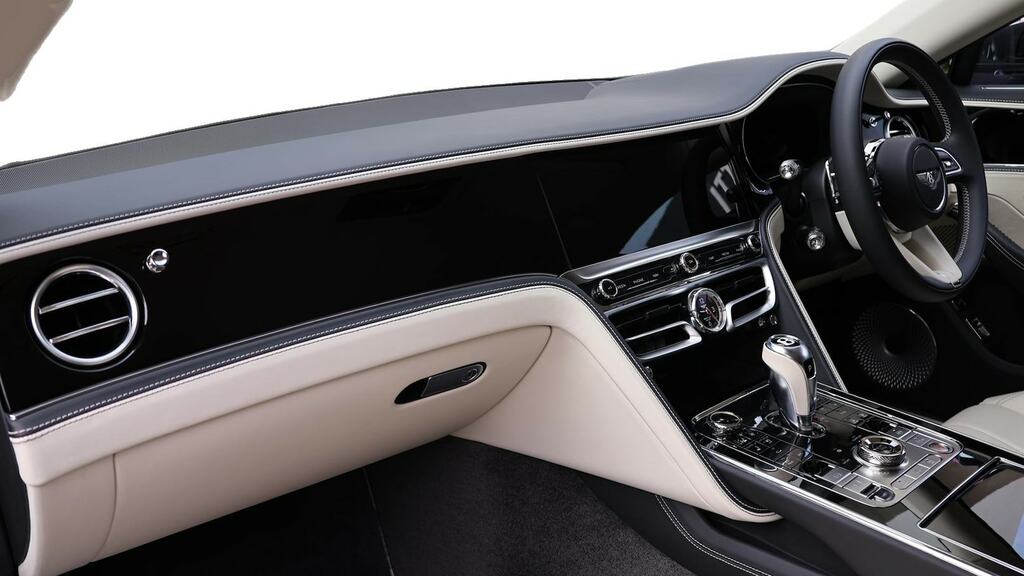 Bentley Flying Spur 4.0 V8 Hybrid Black Edition Touring SN75UHJ Grey #2