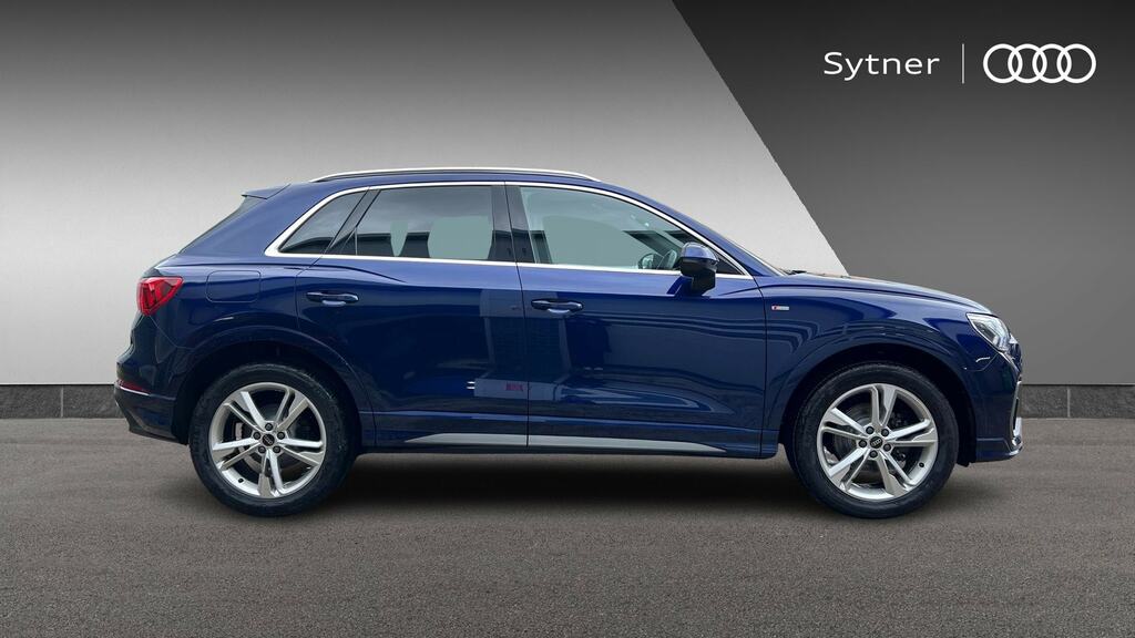 Audi Q3 35 Tfsi S Line S Tronic DW23FZX Blue #4