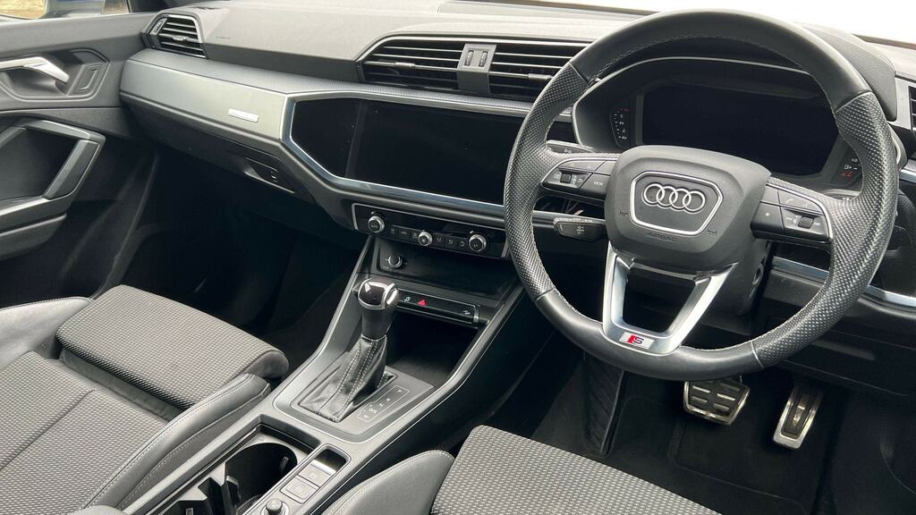 Audi Q3 35 Tfsi S Line S Tronic DW23FZX Blue #6