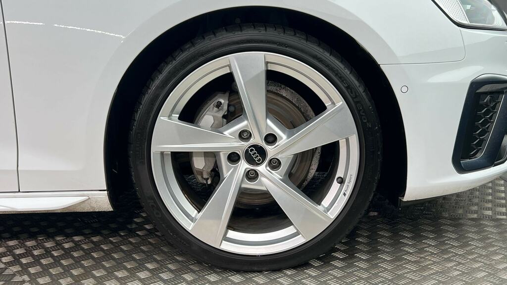 Audi A4 Avant 40 Tfsi 204 S Line S Tronic Tech Pack RJ73KWE White #5
