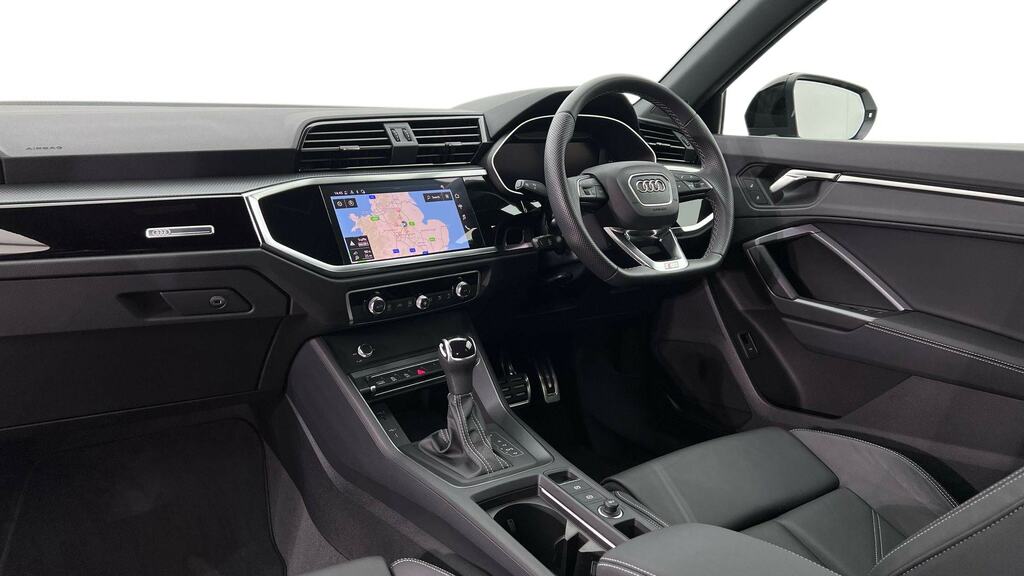 Audi Q3 35 Tfsi Black Edition S Tronic ML74WWK White #2