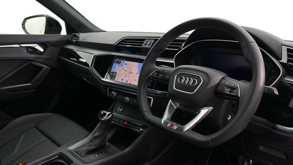 Audi Q3 35 Tfsi Black Edition S Tronic ML74WWK White #6