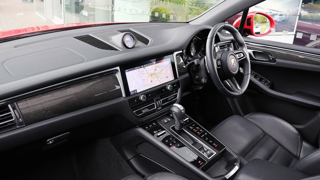 Porsche Macan T Pdk SH24UFV Red #3