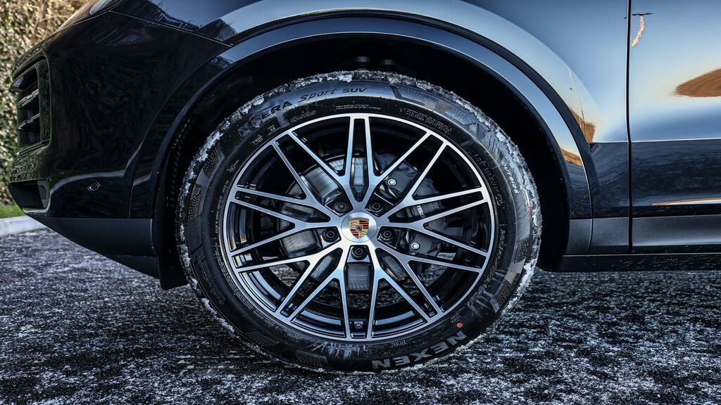 Porsche Cayenne Tiptronic S Black #6