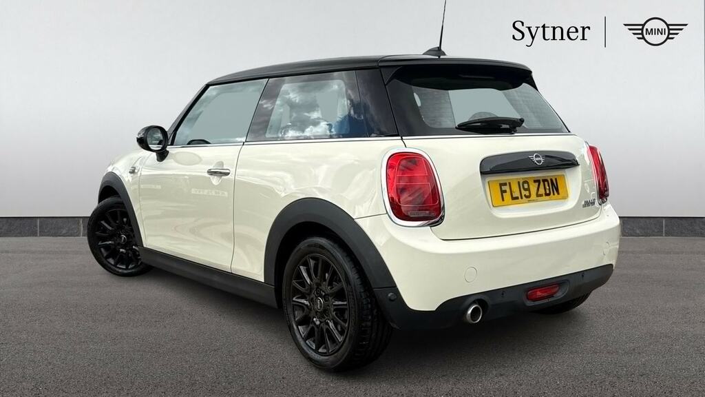 Mini Hatch 1.5 Cooper Classic II Comfort Pack FL19ZDN White #2