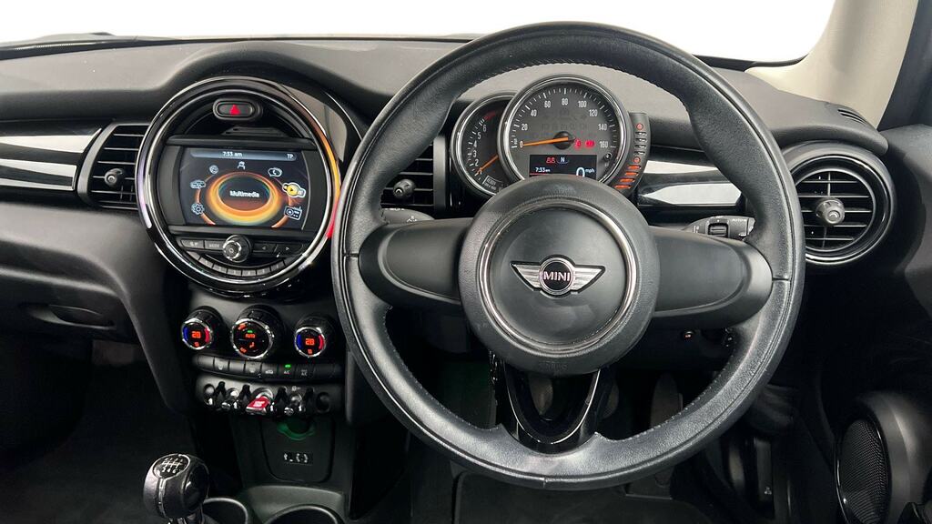 Mini Hatch 1.2 One Pepper Pack White #5