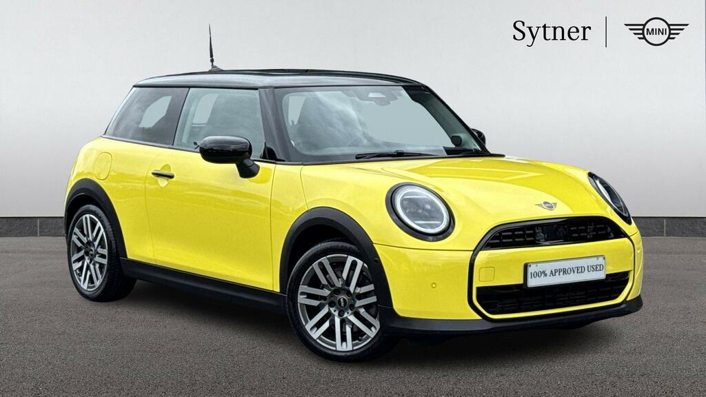 Mini Hatch 1.5 C Classic Level 2 Yellow