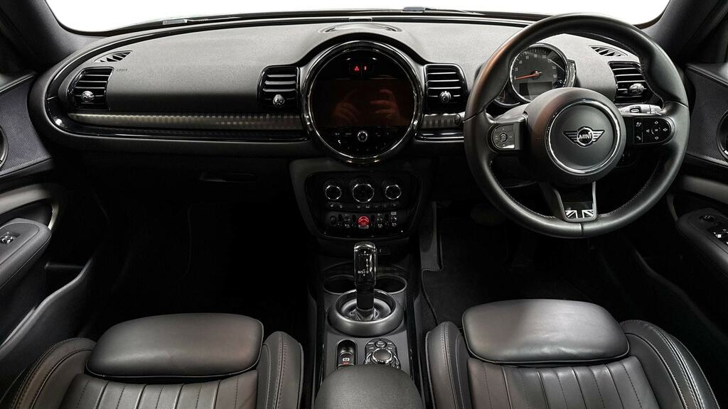 Mini Clubman 1.5 Cooper Exclusive Premium 6Dr YO72UTT Black #4