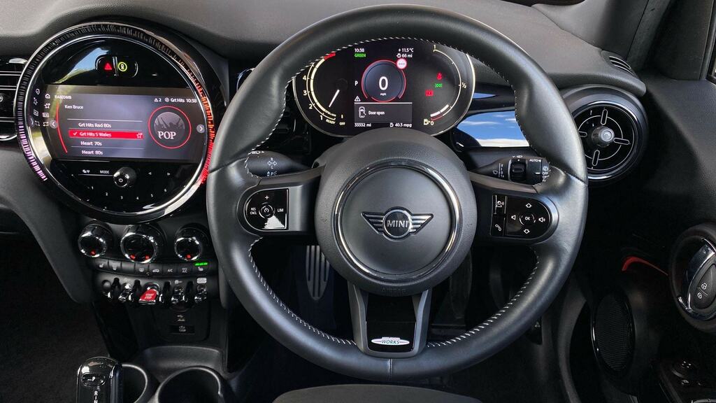 Mini Hatch 1.5 Cooper Sport Premium CV73NDX Black #5