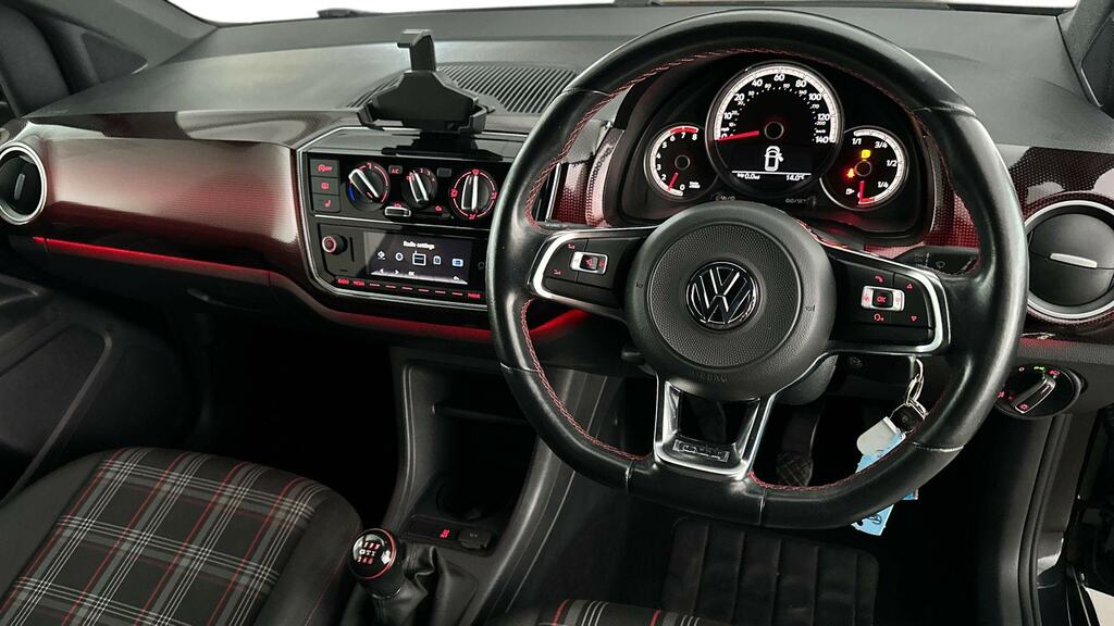 Volkswagen Up 1.0 115Ps Up Gti YS68HVV Black #6