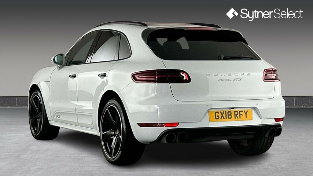 Porsche Macan Gts Pdk GX18RFY White #2