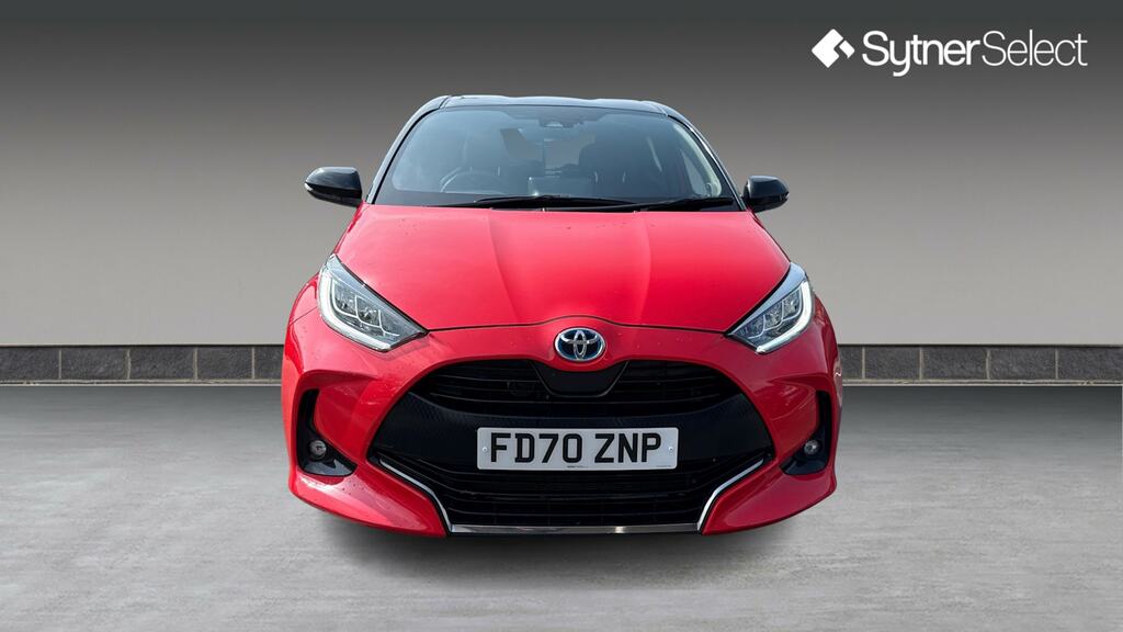Toyota Yaris 1.5 Hybrid Launch Edition Cvt FD70ZNP Orange #4