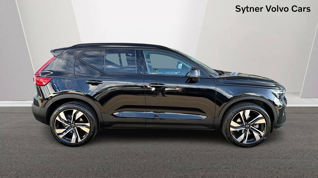 Volvo XC40 2.0 B3p Ultra Dark WF75DYD Black #3