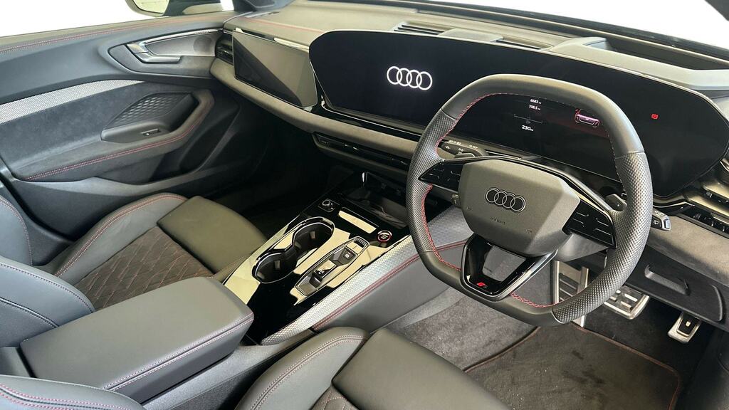 Audi A5 2.0 Tdi 204 Edition 1 S Tronic Soundvision YA25LKK Black #6