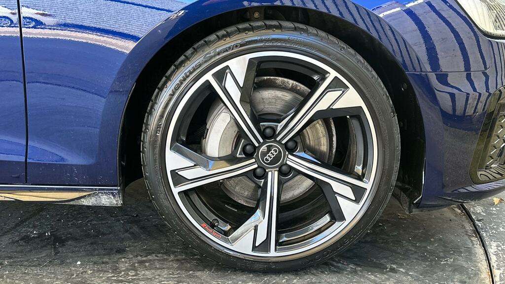 Audi A4 Avant 40 Tdi 204 Quattro Black Edition S Tronic Blue #5