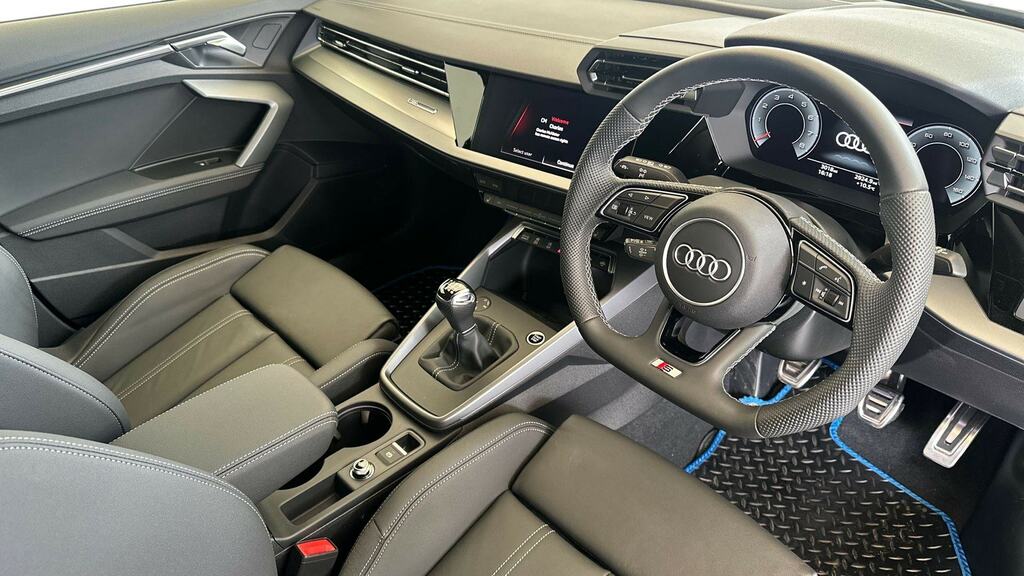 Audi A3 1.5 Tfsi 116 S Line Black #6