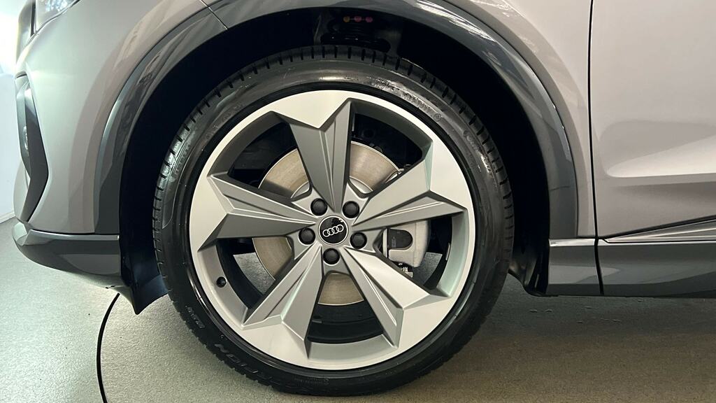 Audi Q4 E Tron 210Kw 45 82Kwh Black Edition Tech Pack FP26YYS Grey #5