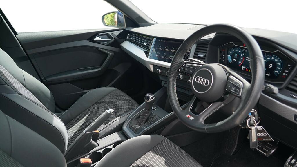 Audi A1 25 Tfsi S Line S Tronic FL73MEV Blue #6